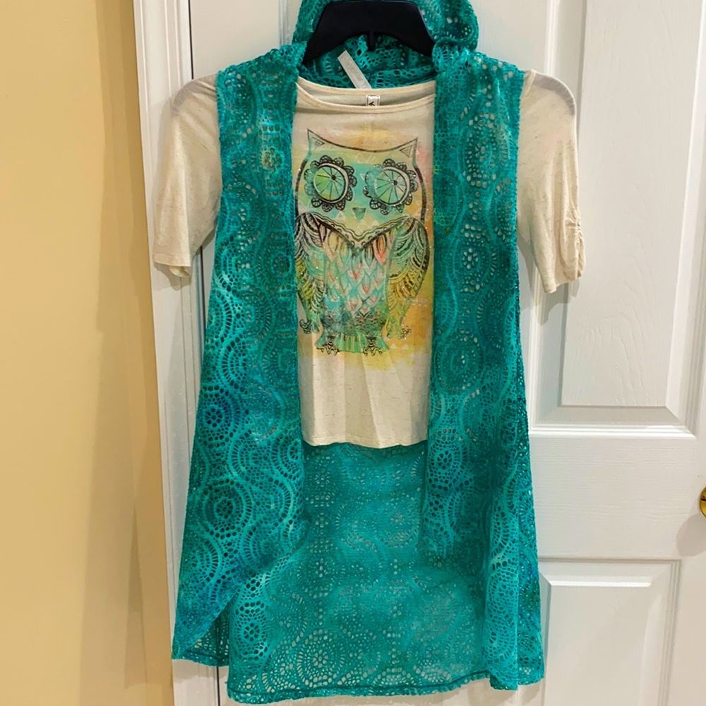 Shirt with a hoodie cardigan.